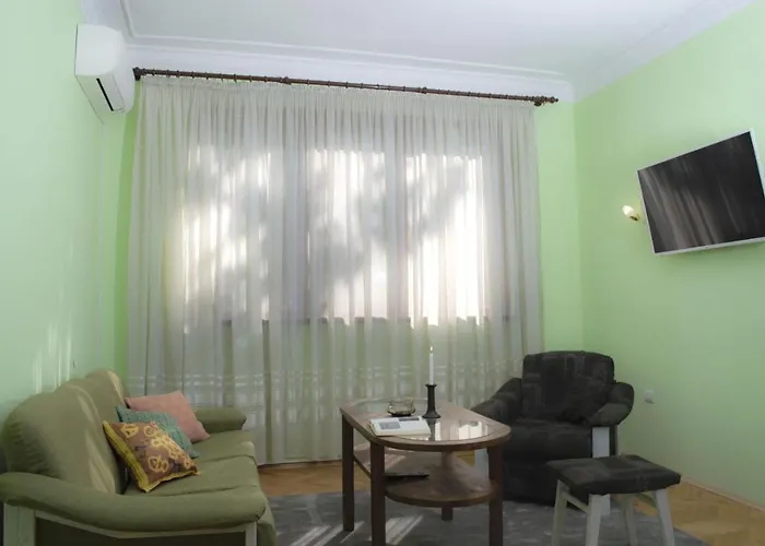 Midtown Place Doris 1 With Garage